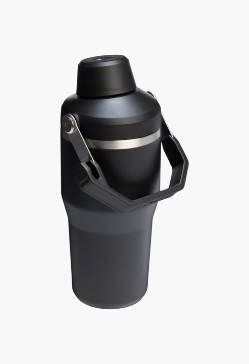 The IceFlow™ Tumbler with Fast Flow Lid